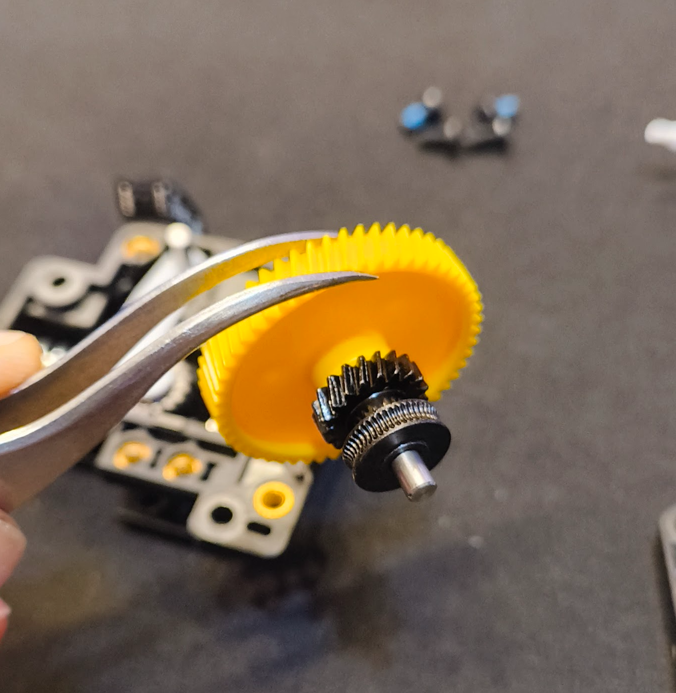 &lsquo;焼入れスチールギア&rsquo;